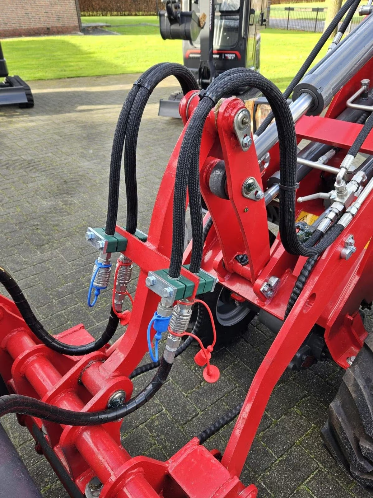 Hoflader Radlader Kingway 906 – Euroaufnahme, Perkins-Motor