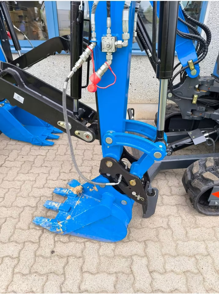 Midibagger Rippa R32 Pro, 3,4 to 3 Zyl. Kubota Motor, Kabine, kein Cat