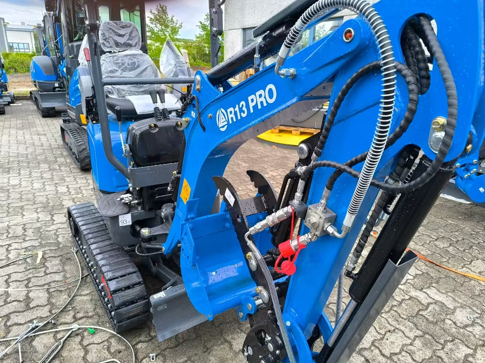 Minibagger Rippa R13-Eco - 3 Zyl. Kubota Motor, nur 75cm breit