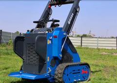 Rippa RS04 Hoflader / Skid-Steer – Vorführer mit Kubota-Motor, ca. 35 Betriebsstunden
