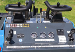 Rippa RS04 Hoflader / Skid-Steer – Vorführer mit Kubota-Motor, ca. 35 Betriebsstunden